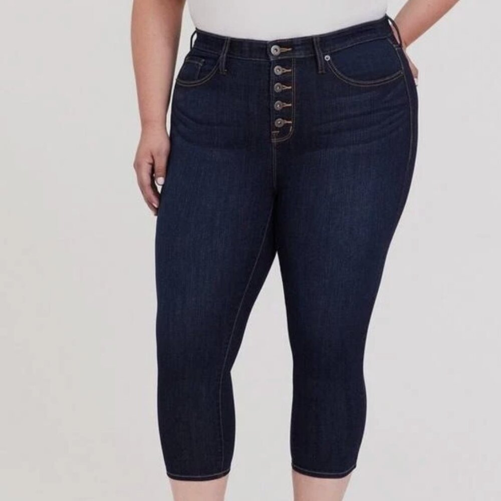 NWOT Torrid Sky High Skinny Cropped Button Fly 16